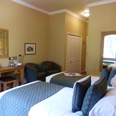 Glen-Yr-Afon House Hotel Аск Екстер'єр фото
