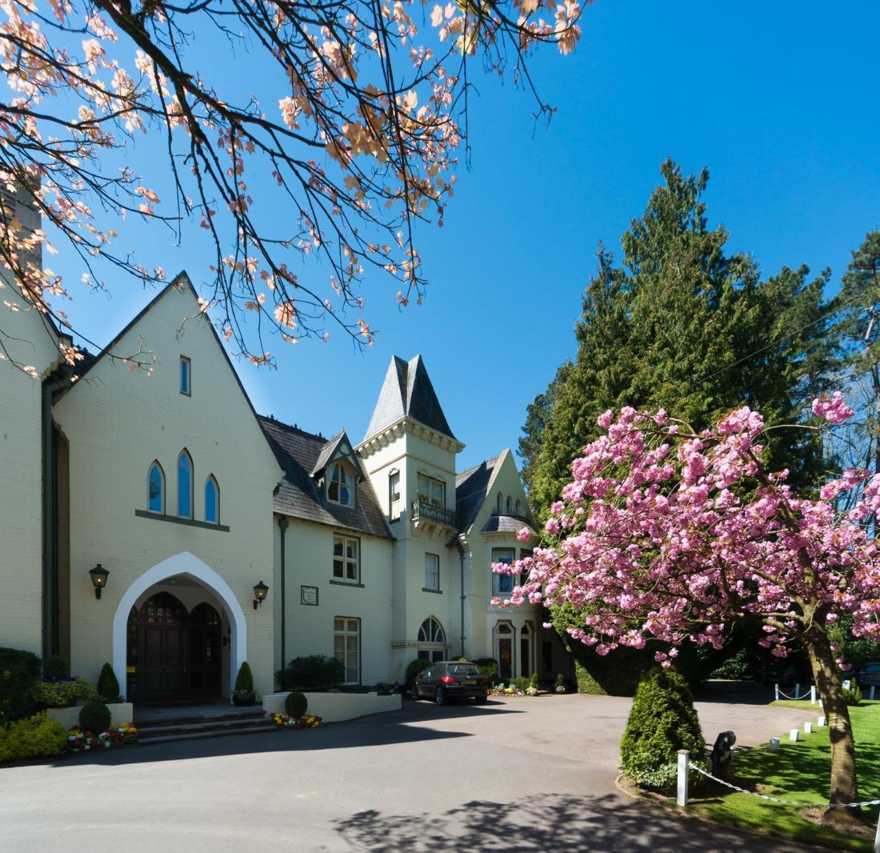 Glen-Yr-Afon House Hotel Аск Екстер'єр фото